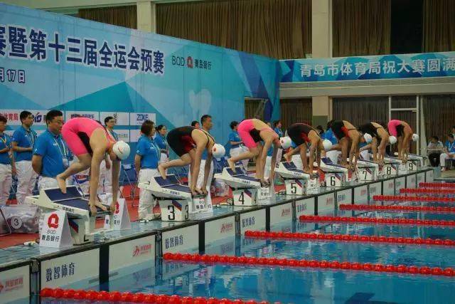 波比游泳冠军_波波夫游泳比赛视频_波比游泳健身