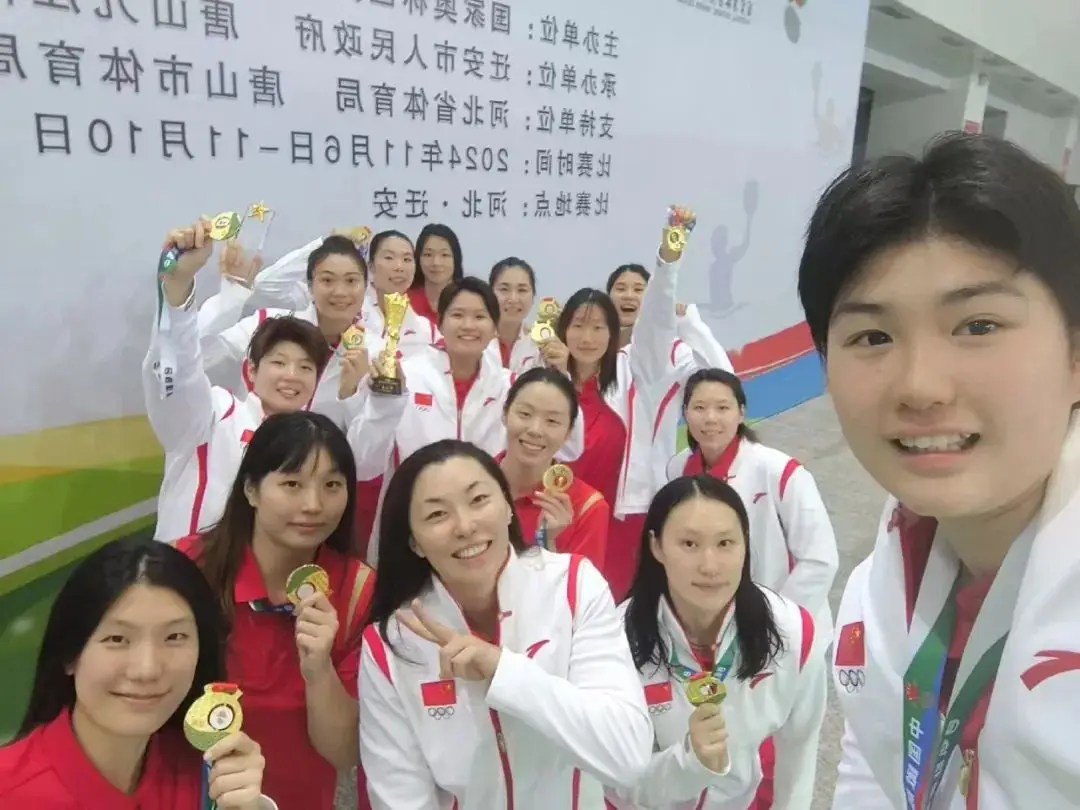 上海著名游泳运动员_上海游泳冠军全国人员名单_游泳全国冠军的上海人