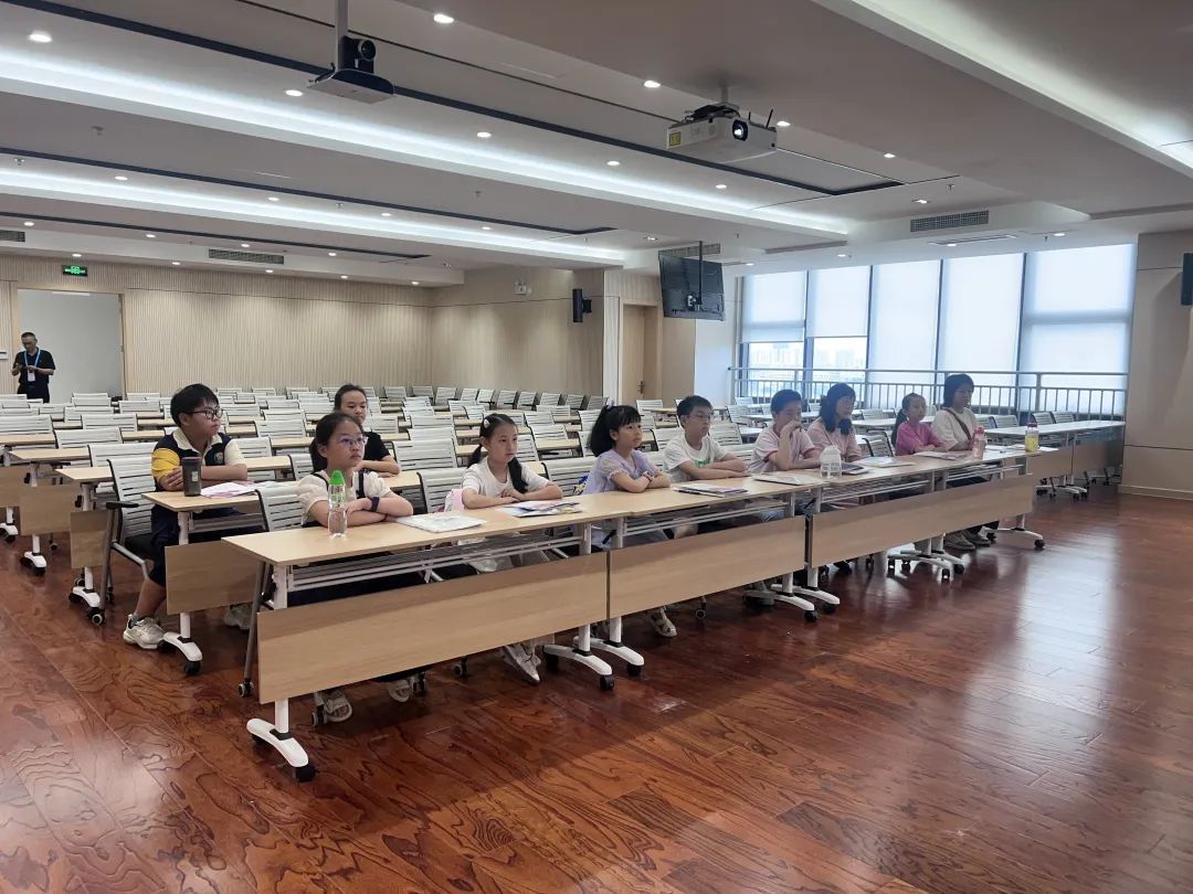 体操松江小学生学什么_上海小学体操_小学生学体操松江