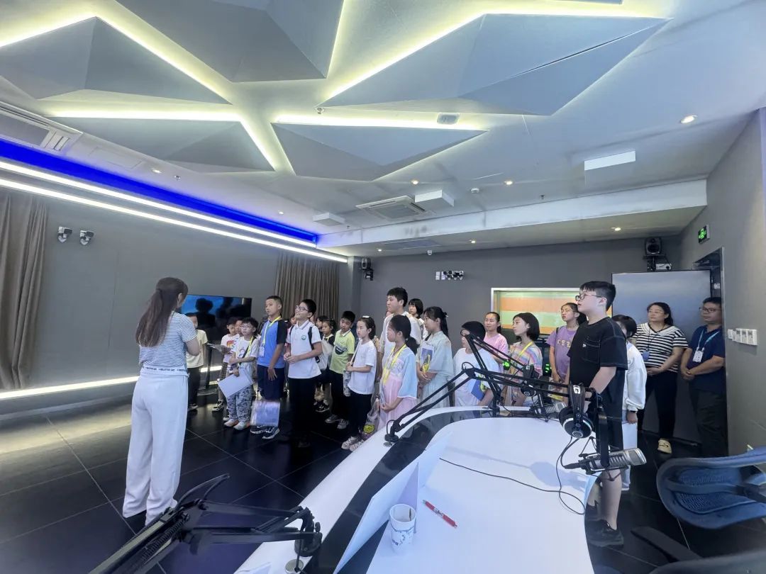 小学生学体操松江_上海小学体操_体操松江小学生学什么
