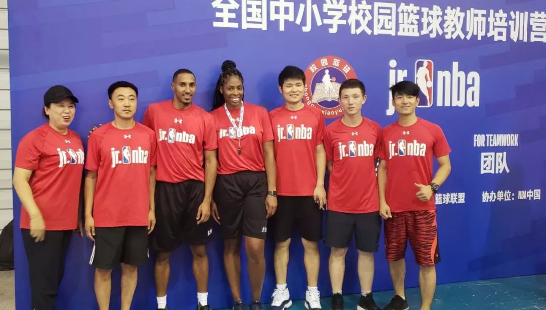 哈尔滨莱飞跃篮球赛冠军_哈尔滨莱飞跃篮球馆怎么收费_哈尔滨莱飞跃篮球官网