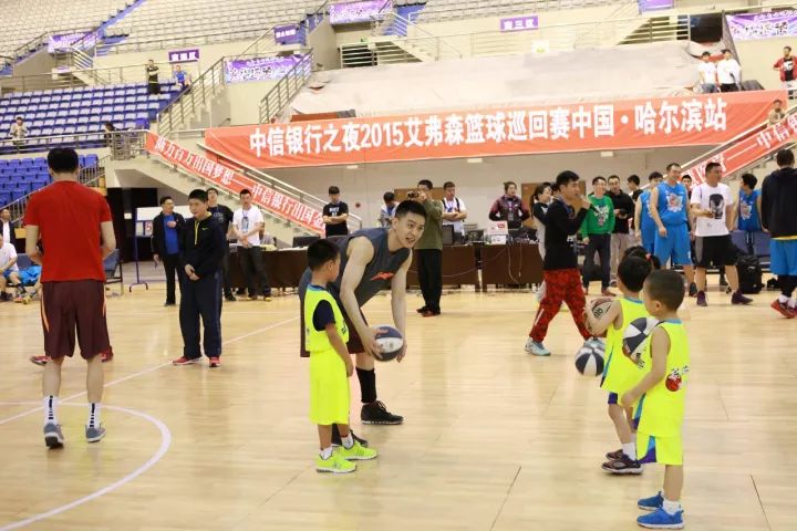 哈尔滨莱飞跃篮球官网_哈尔滨莱飞跃篮球馆怎么收费_哈尔滨莱飞跃篮球赛冠军