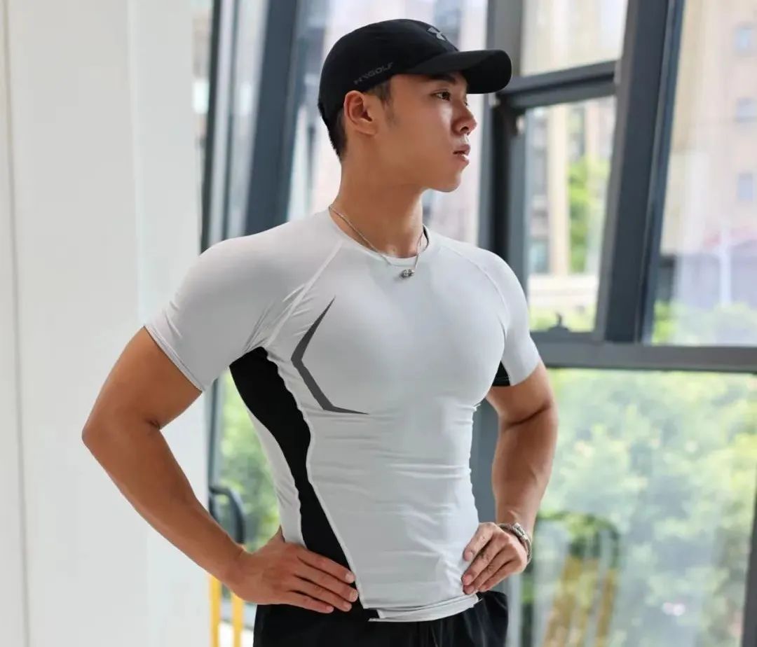 健身房运动长袖短_冬天健身房长袖短袖_健身长袖t恤