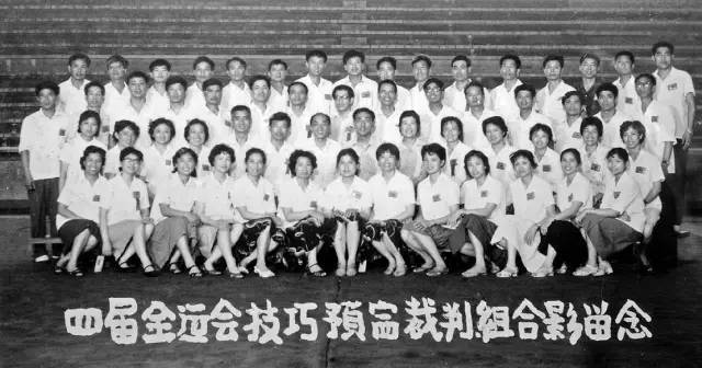 举重全运会赛程_四届全运会举重冠军_举重冠军全运会是谁