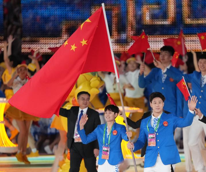 沈坚强游泳冠军是谁_沈坚强游泳馆教练_沈坚强游泳俱乐部官网