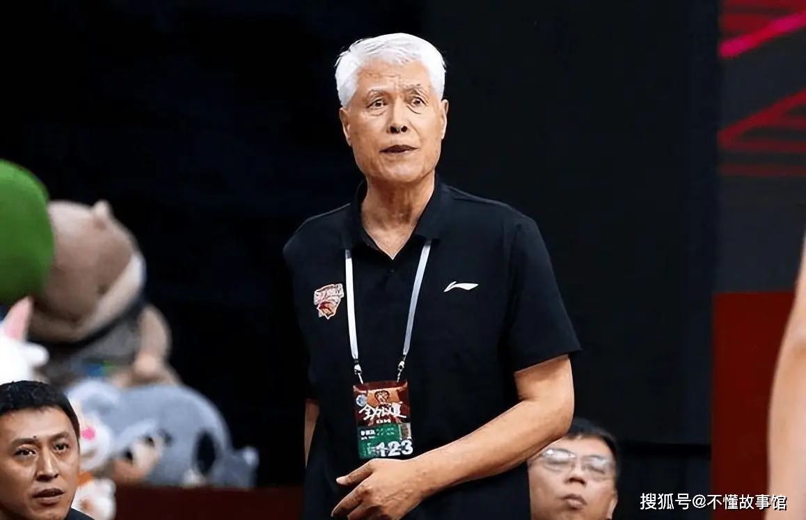 篮球历史国际最佳阵容是谁_世界篮球历史最佳阵容_篮球历史最佳球员