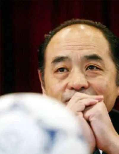 足球球员历史地位_足球球员历史地位排名_足球历史第一档球员