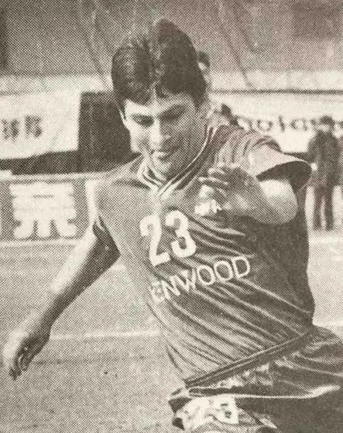 足球球员历史地位排名_足球历史第一档球员_足球球员历史地位